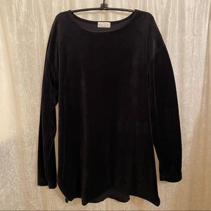 Basic Threads Black Velour Tunic L, XL